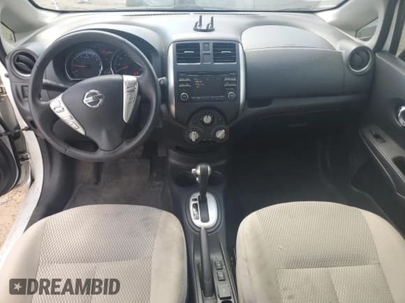 ✅ 2014 Nissan Note SV • VIN: 3N1CE2CP3EL396795 • Lot: 67727315. Wystawiony na Copart z przebiegiem 112 954 mil. Bezpłatny archiwum sprzedaży aukcyjnych z USA i szczegółowy raport historii pojazdu na DreamBid. Zdjęcie 8.