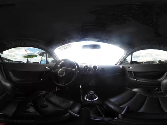 ✅ 2000 Audi TT • VIN: TRUUC28N6Y1031396 • Lot: 42746397. Listed on IAAI with 168,850 mi. Free auction sales archive from the USA and detailed vehicle history report at DreamBid. Image 18.