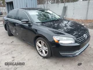 ✅ 2014 Volkswagen Passat SE • VIN: 1VWBN7A32EC057069 • Лот: 43852541. Опубликован ранее на IAAI с пробегом 78 622 миль. Бесплатный доступ к архиву аукционных продаж из США и подробный отчёт об истории автомобиля на DreamBid. Изображение 1.