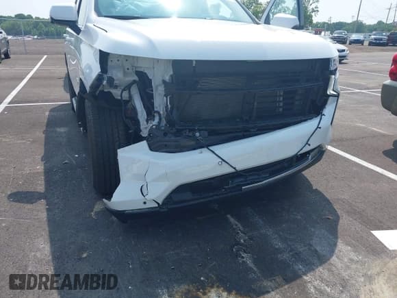 ✅ 2023 Chevrolet Tahoe LT • VIN: 1GNSKNKD6PR468151 • Lot: 42424378. Wystawiony na IAAI z przebiegiem 38 868 mil. Bezpłatny archiwum sprzedaży aukcyjnych z USA i szczegółowy raport historii pojazdu na DreamBid. Zdjęcie 6.