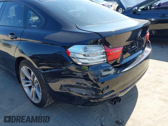 ✅ 2015 BMW 4 Series 428i • VIN: WBA4A9C56FGL85264 • Lot: 42397966. Listed on IAAI with 87,559 mi. Free auction sales archive from the USA and detailed vehicle history report at DreamBid. Image 6.