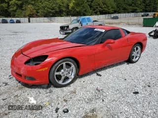 ✅ 2006 Chevrolet Corvette • VIN: 1G1YY25U465114509 • Lot: 69632344. Wystawiony na Copart z przebiegiem 87 750 mil. Bezpłatny archiwum sprzedaży aukcyjnych z USA i szczegółowy raport historii pojazdu na DreamBid. Zdjęcie 1.
