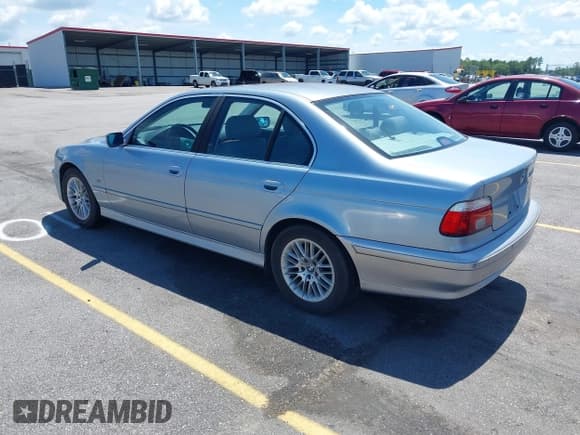 ✅ 2003 BMW 5 Series 530i • VIN: WBADT63453CK38453 • Lot: 42715007. Listed on IAAI with 57,941 mi. Free auction sales archive from the USA and detailed vehicle history report at DreamBid. Image 3.