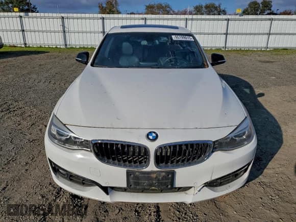 ✅ 2015 BMW 3 Series 335i Gran Turismo xDrive • VIN: WBA3X9C52FD868164 • Lot: 95199015. Listed on Copart with 105,510 mi. Free auction sales archive from the USA and detailed vehicle history report at DreamBid. Image 5.