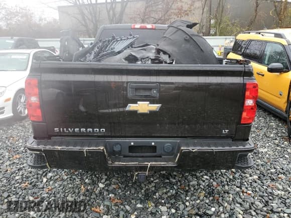 ✅ 2018 Chevrolet Silverado 1500 LT • VIN: 1GCVKREC3JZ257786 • Lot: 92288925. Listed on Copart with 71,419 mi. Free auction sales archive from the USA and detailed vehicle history report at DreamBid. Image 6.