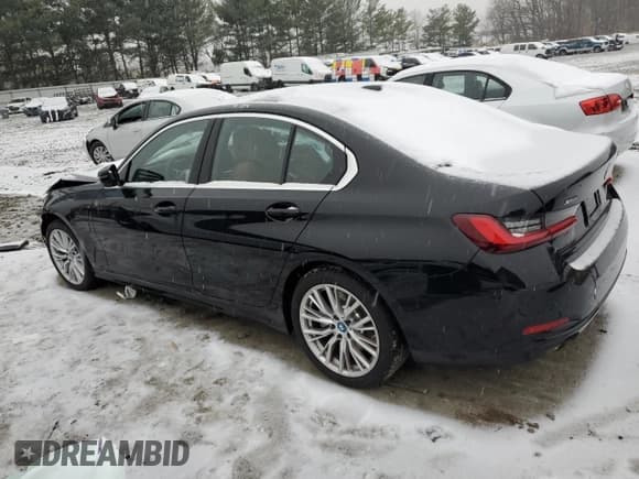 ✅ 2024 BMW 3 Series 330e xDrive • VIN: 3MW39FS05R8E67076 • Lot: 86309024. Listed on Copart with Not provided. Free auction sales archive from the USA and detailed vehicle history report at DreamBid. Image 2.