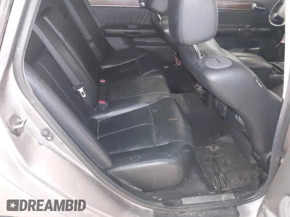 ✅ 2008 Infiniti M • VIN: JNKAY01F68M652267 • Lot: 43453331. Wystawiony na IAAI z przebiegiem 251 461 mil. Bezpłatny archiwum sprzedaży aukcyjnych z USA i szczegółowy raport historii pojazdu na DreamBid. Zdjęcie 8.