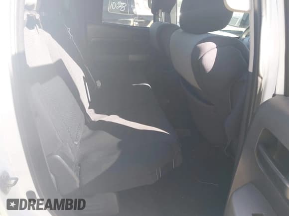 ✅ 2010 Toyota Tundra • VIN: 5TFUY5F17AX114822 • Lot: 43771752. Listed on IAAI with 139,022 mi. Free auction sales archive from the USA and detailed vehicle history report at DreamBid. Image 8.