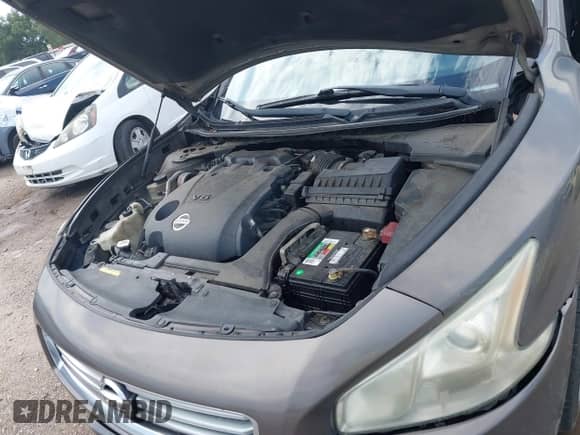 2012 Nissan Maxima S z VIN 1N4AA5AP3CC819247, wystawiony jako IAAI lot #42849206 z przebiegiem 197 994 mil mil oraz . Historia ofert i sprzedaży dostępna na DreamBid. Obrazek 10.