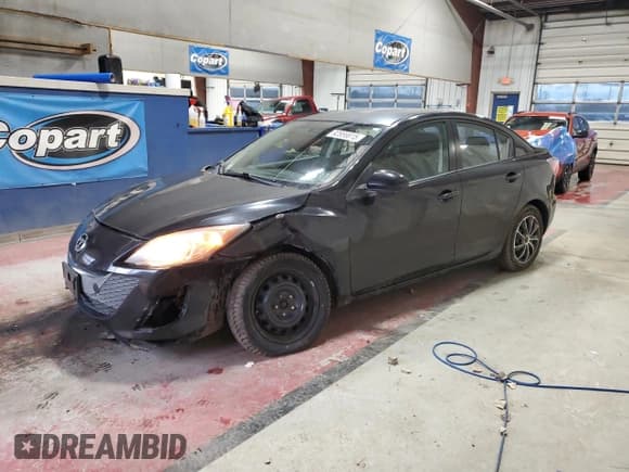 ✅ 2010 Mazda 3 i Touring • VIN: JM1BL1SG3A1301082 • Lot: 92856615. Listed on Copart with 114,879 mi. Free auction sales archive from the USA and detailed vehicle history report at DreamBid. Image 1.