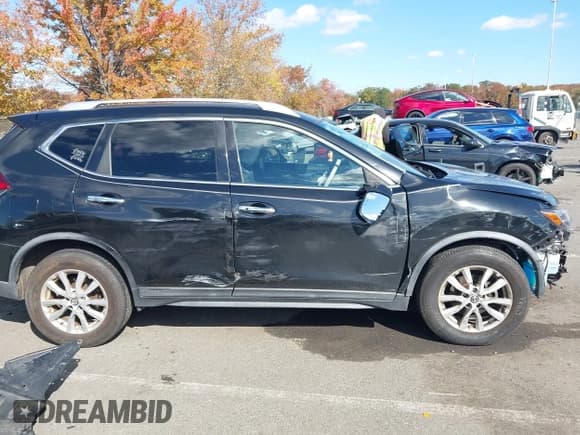 ✅ 2017 Nissan Rogue SV • VIN: KNMAT2MV4HP589568 • Lot: 43526590. Listed on IAAI with 62,701 mi. Free auction sales archive from the USA and detailed vehicle history report at DreamBid. Image 13.