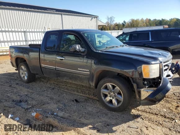 ✅ 2013 GMC Sierra 1500 SLE • VIN: 1GTR2VE76DZ165928 • Lot: 87181485. Wystawiony na Copart z przebiegiem 203 195 mil. Bezpłatny archiwum sprzedaży aukcyjnych z USA i szczegółowy raport historii pojazdu na DreamBid. Zdjęcie 4.