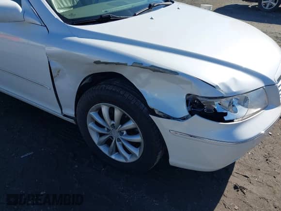 2007 Hyundai Azera SE with VIN KMHFC46F07A229069, listed as a IAAI auction lot 43510048 with 90,072 mi miles and . Bid and sale history available at DreamBid. Image 6.