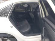 ✅ 2014 Volkswagen Passat SE • VIN: 1VWBP7A36EC018365 • Lot: 41930590. Wystawiony na IAAI z przebiegiem 139 899 mil. Bezpłatny archiwum sprzedaży aukcyjnych z USA i szczegółowy raport historii pojazdu na DreamBid. Zdjęcie 8.