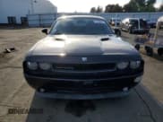 ✅ 2010 Dodge Challenger SE • VIN: 2B3CJ4DV1AH272806 • Lot: 41700415. Wystawiony na Copart z przebiegiem 220 026 mil. Bezpłatny archiwum sprzedaży aukcyjnych z USA i szczegółowy raport historii pojazdu na DreamBid. Zdjęcie 5.