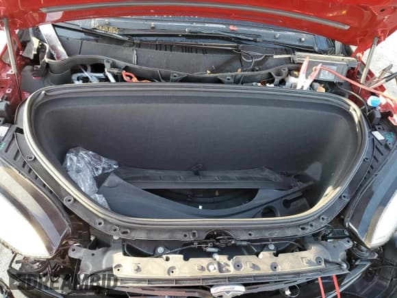 ✅ 2016 Tesla Model X 70D • VIN: 5YJXCAE2XGF030219 • Lot: 69866832. Listed on Copart with Not provided. Free auction sales archive from the USA and detailed vehicle history report at DreamBid. Image 12.