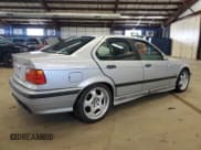 ✅ 1997 BMW M3 • VIN: WBSCD0323VEE10862 • Lot: 47974465. Wystawiony na Copart z przebiegiem 148 813 mil. Bezpłatny archiwum sprzedaży aukcyjnych z USA i szczegółowy raport historii pojazdu na DreamBid. Zdjęcie 3.