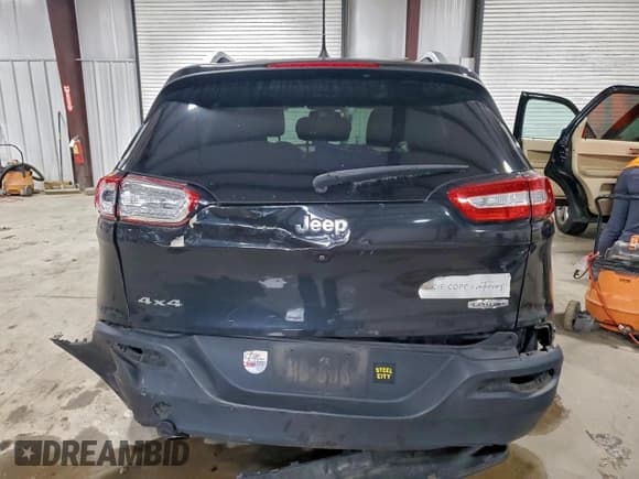 ✅ 2016 Jeep Cherokee Latitude • VIN: 1C4PJMCB9GW332896 • Лот: 93780435. Опубликован ранее на Copart с пробегом 81 186 миль. Бесплатный доступ к архиву аукционных продаж из США и подробный отчёт об истории автомобиля на DreamBid. Изображение 6.