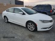 ✅ 2015 Chrysler 200 Limited • VIN: 1C3CCCABXFN607609 • Lot: 92898305. Wystawiony na Copart z przebiegiem 104 068 mil. Bezpłatny archiwum sprzedaży aukcyjnych z USA i szczegółowy raport historii pojazdu na DreamBid. Zdjęcie 4.