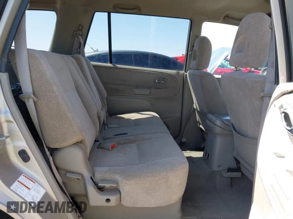 ✅ 2003 Suzuki XL7 Touring • VIN: JS3TX92V534103046 • Lot: 41978971. Listed on IAAI with 185,038 mi. Free auction sales archive from the USA and detailed vehicle history report at DreamBid. Image 8.