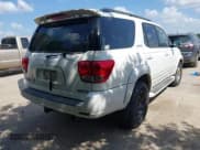 ✅ 2006 Toyota Sequoia Limited • VIN: 5TDZT38A96S273733 • Лот: 42554266. Опубликован ранее на IAAI с пробегом Не указан. Бесплатный доступ к архиву аукционных продаж из США и подробный отчёт об истории автомобиля на DreamBid. Изображение 4.