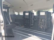 ✅ 2020 Ford Transit Passenger XL • VIN: 1FDAX2C81LKB07592 • Lot: 42937210. Wystawiony na IAAI z przebiegiem 177 563 mil. Bezpłatny archiwum sprzedaży aukcyjnych z USA i szczegółowy raport historii pojazdu na DreamBid. Zdjęcie 8.