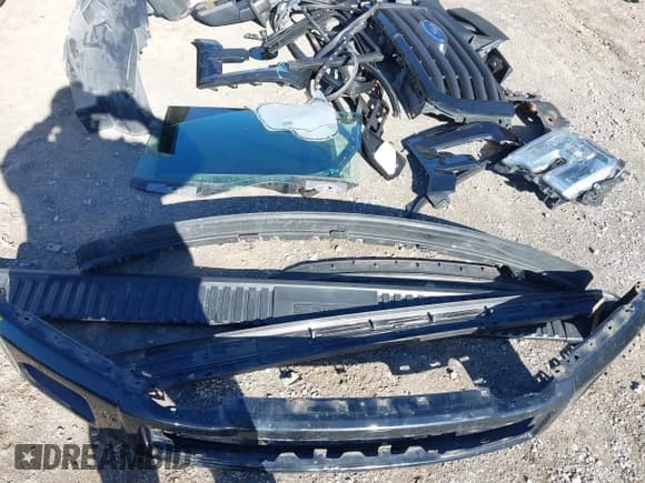 ✅ 2017 Ford F-150 XL • VIN: 1FTEW1EF0HFA69139 • Lot: 43505777. Wystawiony na IAAI z przebiegiem 135 596 mil. Bezpłatny archiwum sprzedaży aukcyjnych z USA i szczegółowy raport historii pojazdu na DreamBid. Zdjęcie 18.