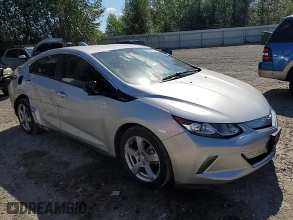 ✅ 2018 Chevrolet Volt LT • VIN: 1G1RA6S53JU130602 • Lot: 59047774. Wystawiony na Copart z przebiegiem 61 203 mil. Bezpłatny archiwum sprzedaży aukcyjnych z USA i szczegółowy raport historii pojazdu na DreamBid. Zdjęcie 4.