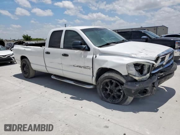 ✅ 2004 Dodge 2500 ST • VIN: 3D7KA28D84G159140 • Lot: 60584795. Wystawiony na Copart z przebiegiem 242 612 mil. Bezpłatny archiwum sprzedaży aukcyjnych z USA i szczegółowy raport historii pojazdu na DreamBid. Zdjęcie 4.