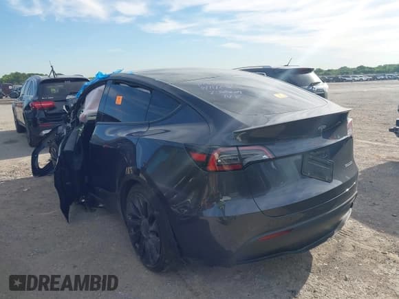 ✅ 2025 Tesla Model Y Performance • VIN: 7SAYGDEF2SA366176 • Лот: 42286691. Опубликован ранее на IAAI с пробегом Не указан. Бесплатный доступ к архиву аукционных продаж из США и подробный отчёт об истории автомобиля на DreamBid. Изображение 3.