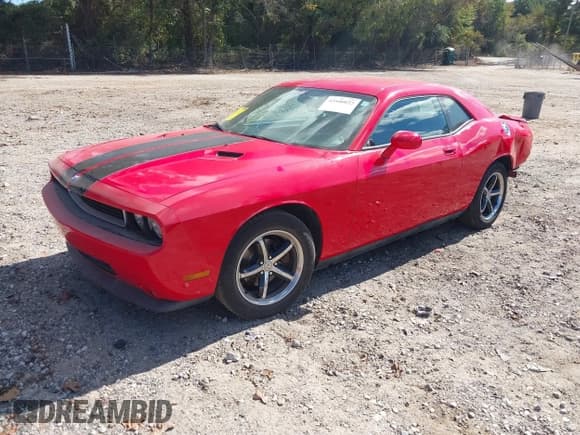 ✅ 2010 Dodge Challenger SE • VIN: 2B3CJ4DV4AH180041 • Lot: 43440022. Wystawiony na IAAI z przebiegiem 130 998 mil. Bezpłatny archiwum sprzedaży aukcyjnych z USA i szczegółowy raport historii pojazdu na DreamBid. Zdjęcie 18.