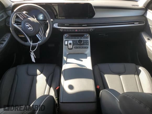 ✅ 2024 Hyundai Palisade SEL • VIN: KM8R4DGE9RU748218 • Лот: 75637724. Опубликован ранее на Copart с пробегом Не указан. Бесплатный доступ к архиву аукционных продаж из США и подробный отчёт об истории автомобиля на DreamBid. Изображение 8.