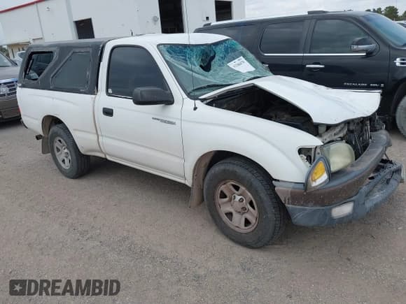 ✅ 2004 Toyota Tacoma • VIN: 5TENL42N14Z438870 • Lot: 42540470. Listed on IAAI with 375,303 mi. Free auction sales archive from the USA and detailed vehicle history report at DreamBid. Image 1.