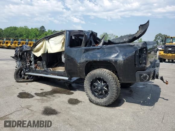 ✅ 2012 GMC Sierra 2500HD Denali • VIN: 1GT125E83CF125604 • Lot: 57104805. Wystawiony na Copart z przebiegiem Nie podano. Bezpłatny archiwum sprzedaży aukcyjnych z USA i szczegółowy raport historii pojazdu na DreamBid. Zdjęcie 2.