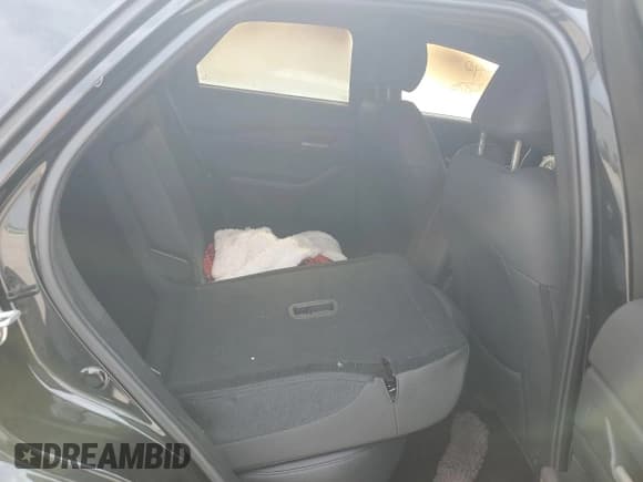 ✅ 2023 Mazda CX-30 Premium • VIN: 3MVDMBDY6PM582550 • Lot: 67260015. Wystawiony na Copart z przebiegiem Nie podano. Bezpłatny archiwum sprzedaży aukcyjnych z USA i szczegółowy raport historii pojazdu na DreamBid. Zdjęcie 10.