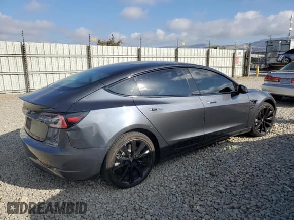 ✅ 2018 Tesla Model 3 Long Range Battery • VIN: 5YJ3E1EA1JF156010 • Lot: 82329925. Listed on Copart with 162,587 mi. Free auction sales archive from the USA and detailed vehicle history report at DreamBid. Image 3.