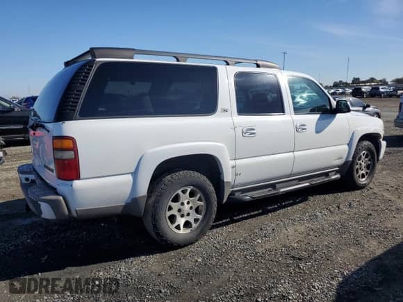 2001 Chevrolet Suburban LT с VIN 3GNFK16T41G247375, выставлен на аукционе Copart как лот 79887714 с пробегом 259 920 миль миль и Списание • Salvage title. История ставок и продаж доступна на DreamBid. Изображение 3.