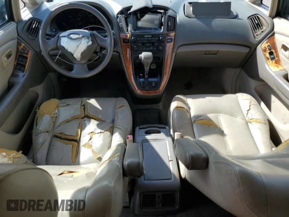 ✅ 1999 Lexus RX 300 • VIN: JT6HF10U1X0006160 • Лот: 85718285. Опубликован ранее на Copart с пробегом 179 305 миль. Бесплатный доступ к архиву аукционных продаж из США и подробный отчёт об истории автомобиля на DreamBid. Изображение 8.