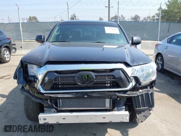 ✅ 2013 Toyota Tacoma • VIN: 5TFJX4CN1DX030720 • Lot: 42750091. Wystawiony na IAAI z przebiegiem 88 318 mil. Bezpłatny archiwum sprzedaży aukcyjnych z USA i szczegółowy raport historii pojazdu na DreamBid. Zdjęcie 12.