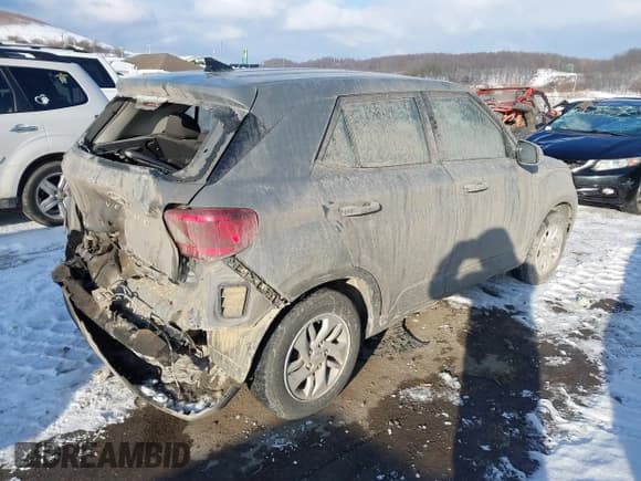 ✅ 2022 Hyundai Venue SE • VIN: KMHRB8A3XNU155384 • Lot: 41392758. Listed on IAAI with 84,337 mi. Free auction sales archive from the USA and detailed vehicle history report at DreamBid. Image 4.