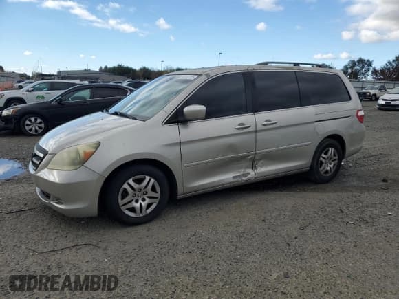 ✅ 2006 Honda Odyssey EX-L • VIN: 5FNRL387X6B039464 • Лот: 93323725. Опубликован ранее на Copart с пробегом 180 680 миль. Бесплатный доступ к архиву аукционных продаж из США и подробный отчёт об истории автомобиля на DreamBid. Изображение 1.
