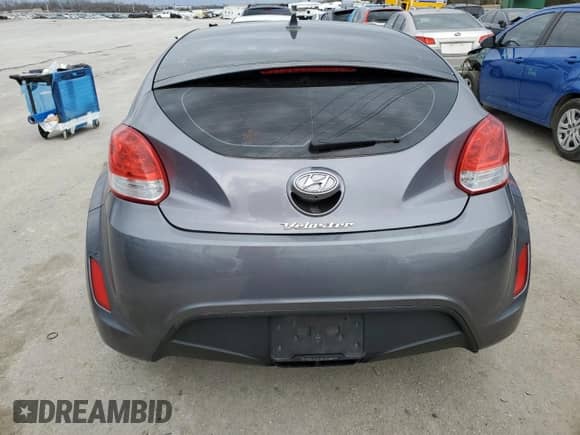 2017 Hyundai Veloster с VIN KMHTC6AD4HU310841, выставлен на аукционе Copart как лот 36048343 с пробегом 135 319 миль миль и . История ставок и продаж доступна на DreamBid. Изображение 6.