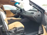 ✅ 2025 Lexus ES 300h Ultra Luxury • VIN: 58AFA1C14SU067458 • Lot: 43298745. Wystawiony na IAAI z przebiegiem 3 763 mil. Bezpłatny archiwum sprzedaży aukcyjnych z USA i szczegółowy raport historii pojazdu na DreamBid. Zdjęcie 5.