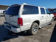 ✅ 2004 Cadillac Escalade ESV • VIN: 3GYFK66N74G259106 • Лот: 41820500. Опубликован ранее на IAAI с пробегом 211 190 миль. Бесплатный доступ к архиву аукционных продаж из США и подробный отчёт об истории автомобиля на DreamBid. Изображение 4.