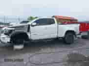 2020 Chevrolet Colorado 4WD LT z VIN 1GCHTCEA0L1224915, wystawiony jako IAAI lot #42300579 z przebiegiem 62 623 mil mil oraz . Historia ofert i sprzedaży dostępna na DreamBid. Obrazek 15.
