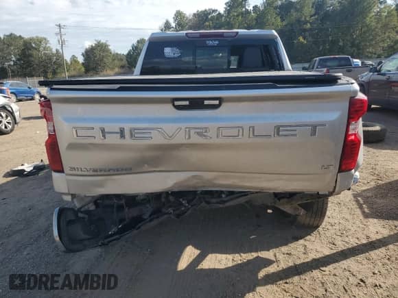 2022 Chevrolet Silverado 1500 LT with VIN 1GCPWCED3NZ107265, listed as a Copart auction lot 85198595 with 55,090 mi miles and Salvage title. Bid and sale history available at DreamBid. Image 6.