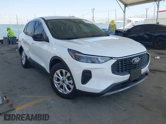 ✅ 2023 Ford Escape Active • VIN: 1FMCU0GZ1PUA68618 • Lot: 42123954. Listed on IAAI with 6,315 mi. Free auction sales archive from the USA and detailed vehicle history report at DreamBid. Image 1.