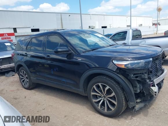 ✅ 2022 Ford Explorer ST-Line • VIN: 1FMSK7KH7NGB05501 • Lot: 41989567. Wystawiony na IAAI z przebiegiem 58 895 mil. Bezpłatny archiwum sprzedaży aukcyjnych z USA i szczegółowy raport historii pojazdu na DreamBid. Zdjęcie 14.