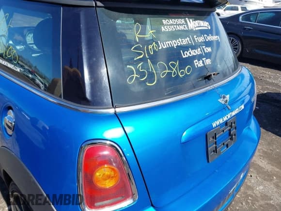 ✅ 2007 MINI Hardtop S • VIN: WMWMF73507TT83203 • Lot: 41832035. Listed on IAAI with Not provided. Free auction sales archive from the USA and detailed vehicle history report at DreamBid. Image 6.