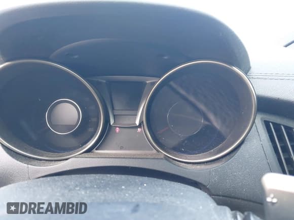 ✅ 2015 Hyundai Genesis Coupe R-Spec • VIN: KMHHU6KJ4FU127511 • Lot: 42214070. Wystawiony na IAAI z przebiegiem Nie podano. Bezpłatny archiwum sprzedaży aukcyjnych z USA i szczegółowy raport historii pojazdu na DreamBid. Zdjęcie 7.